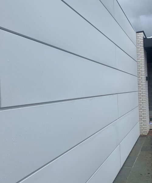 Colorbond Surmist garage door _compressed